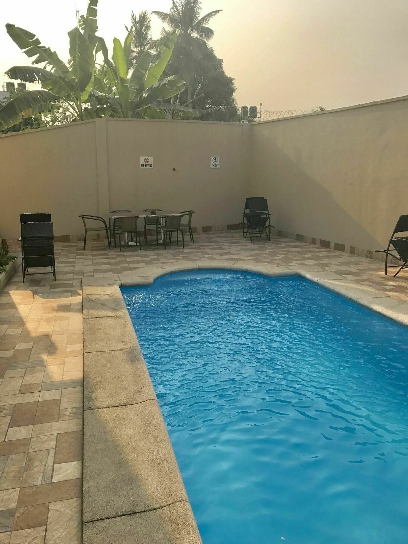 Msquare Hotel Gra Ikeja Buitenkant foto