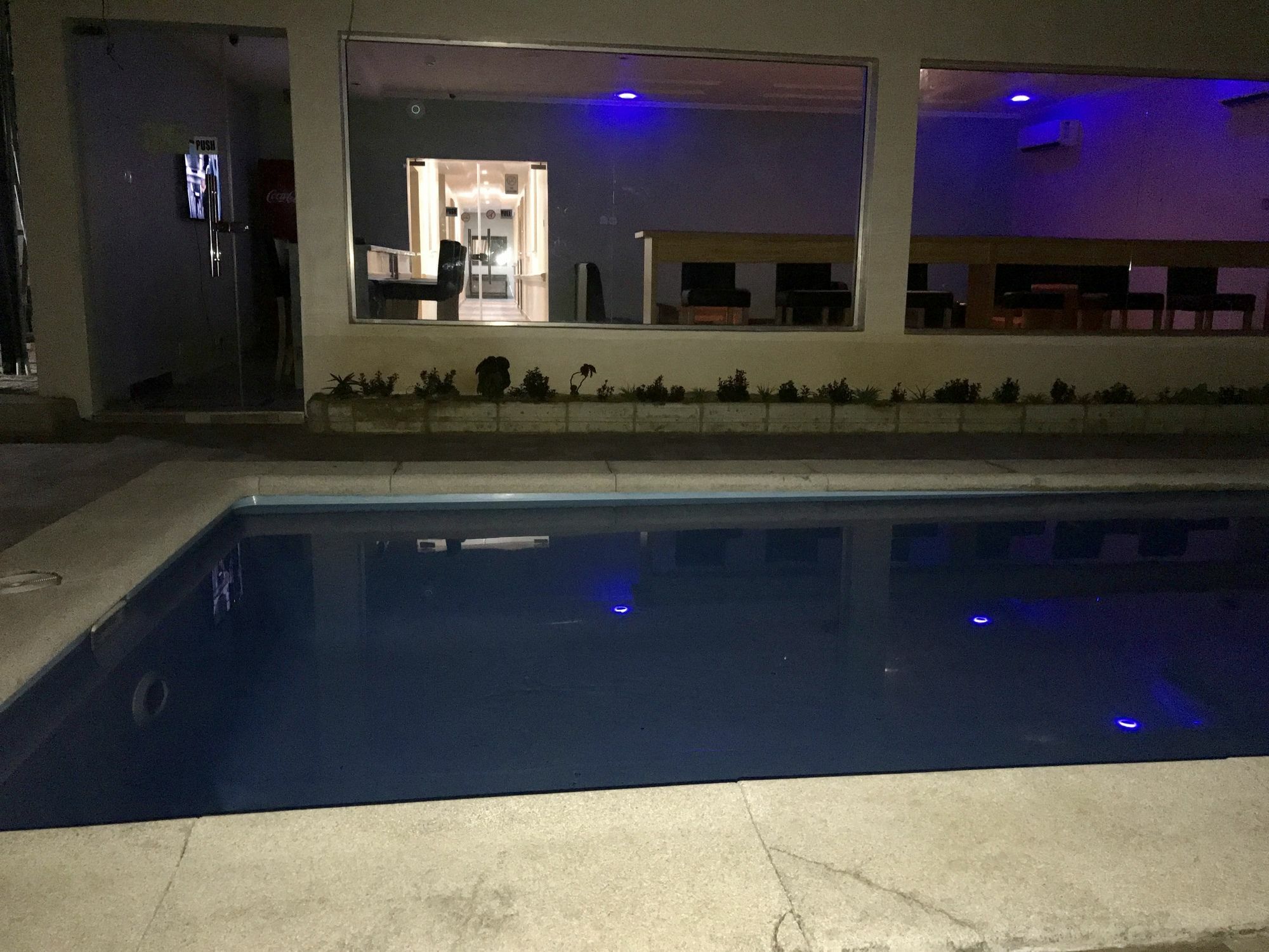 Msquare Hotel Gra Ikeja Buitenkant foto